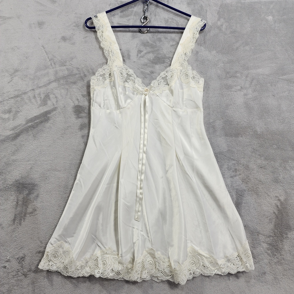Vintage Victoria's Secret Gown Womens M Cream Satin Lace Chemise Nightgown Slip